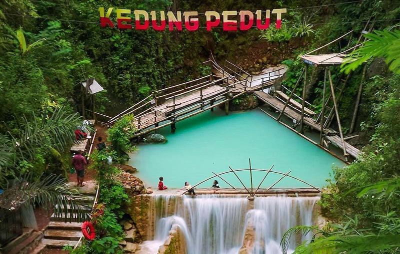 Air Terjun Kedung Pedut Jogja: Wisata Alam Unik dengan Fenomena Air Berwarna Putih Kebiruan