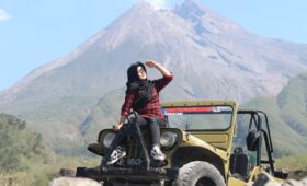 paket wisata jogja dari surabaya