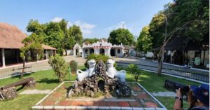 paket wisata cirebon jogja