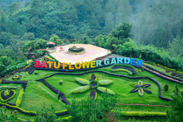 batu flower garden